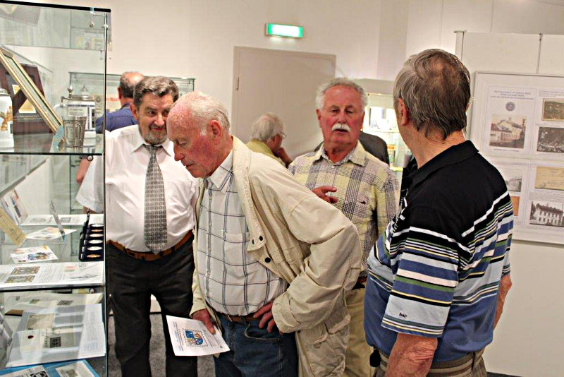 Eröffnung Eröffnung