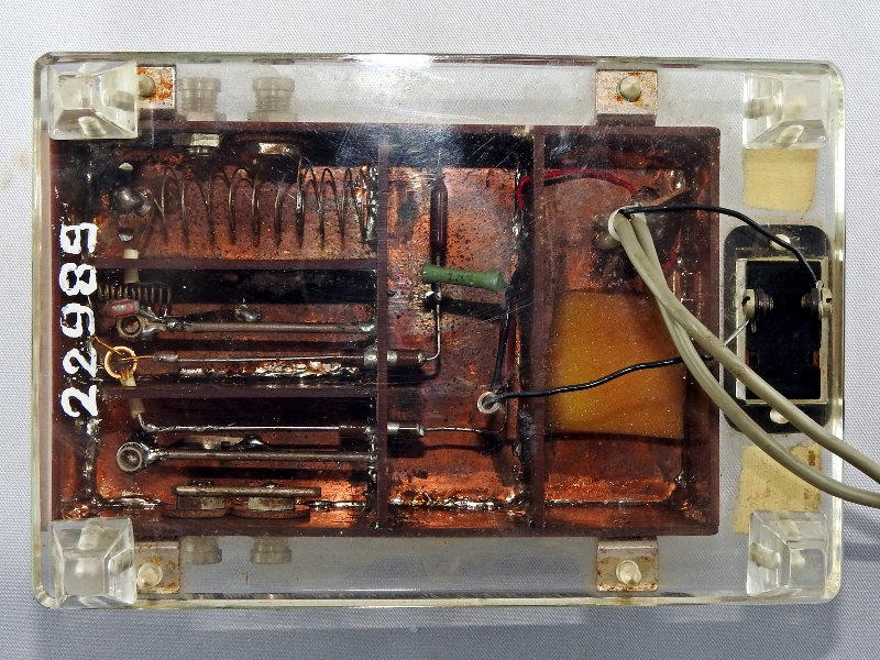 Selbst gebauter Konverter für den UHF-Empfang Selbst gebauter Konverter für den UHF-Empfang