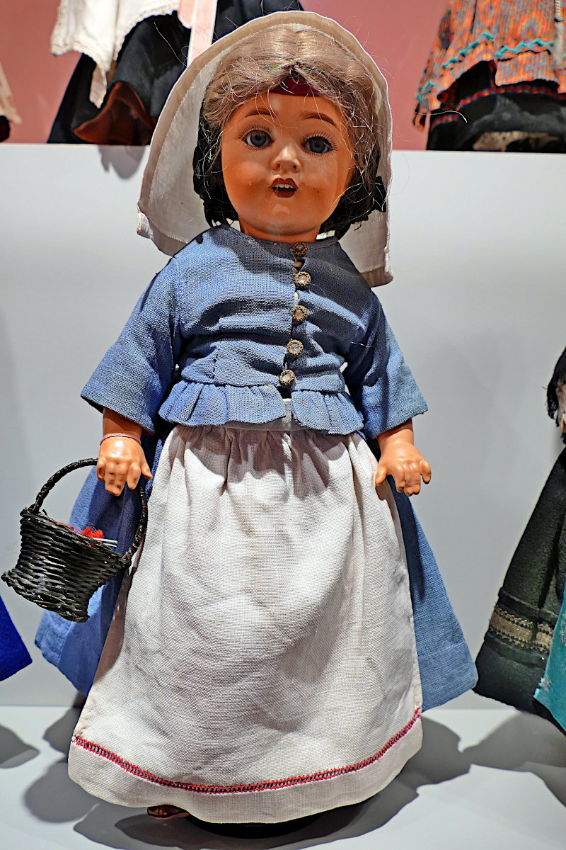 Trachtenpuppe Stadtmuseum Trachtenpuppe Stadtmuseum