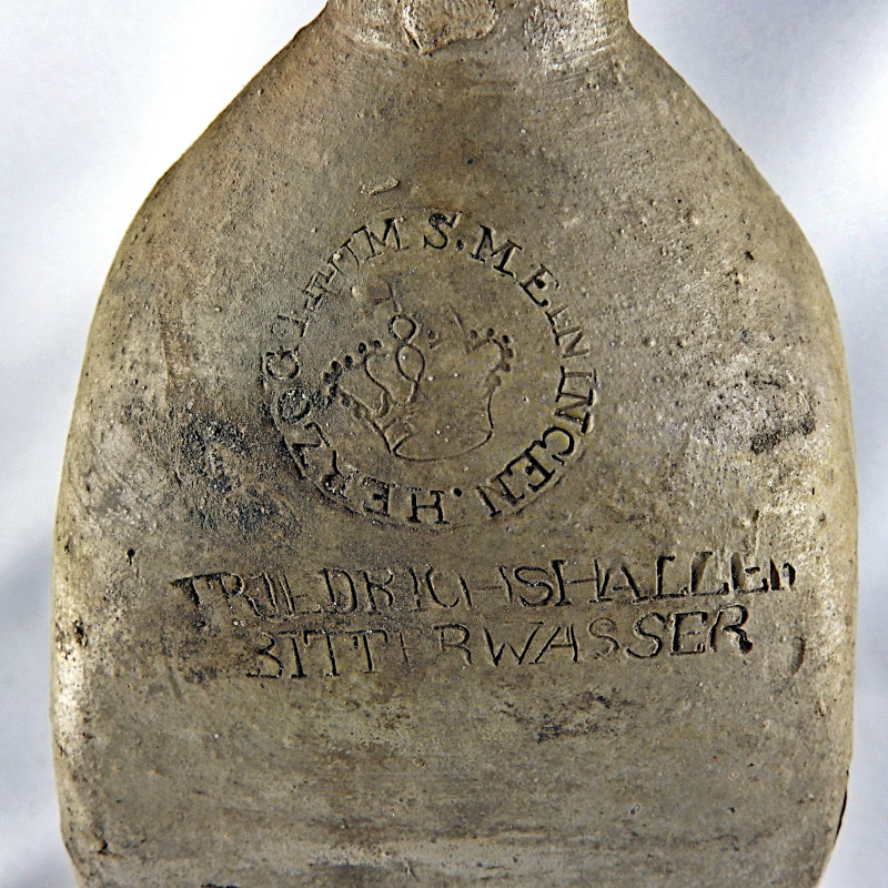 Detail Brunnenstempel Friedrichshaller Bitterwasser.